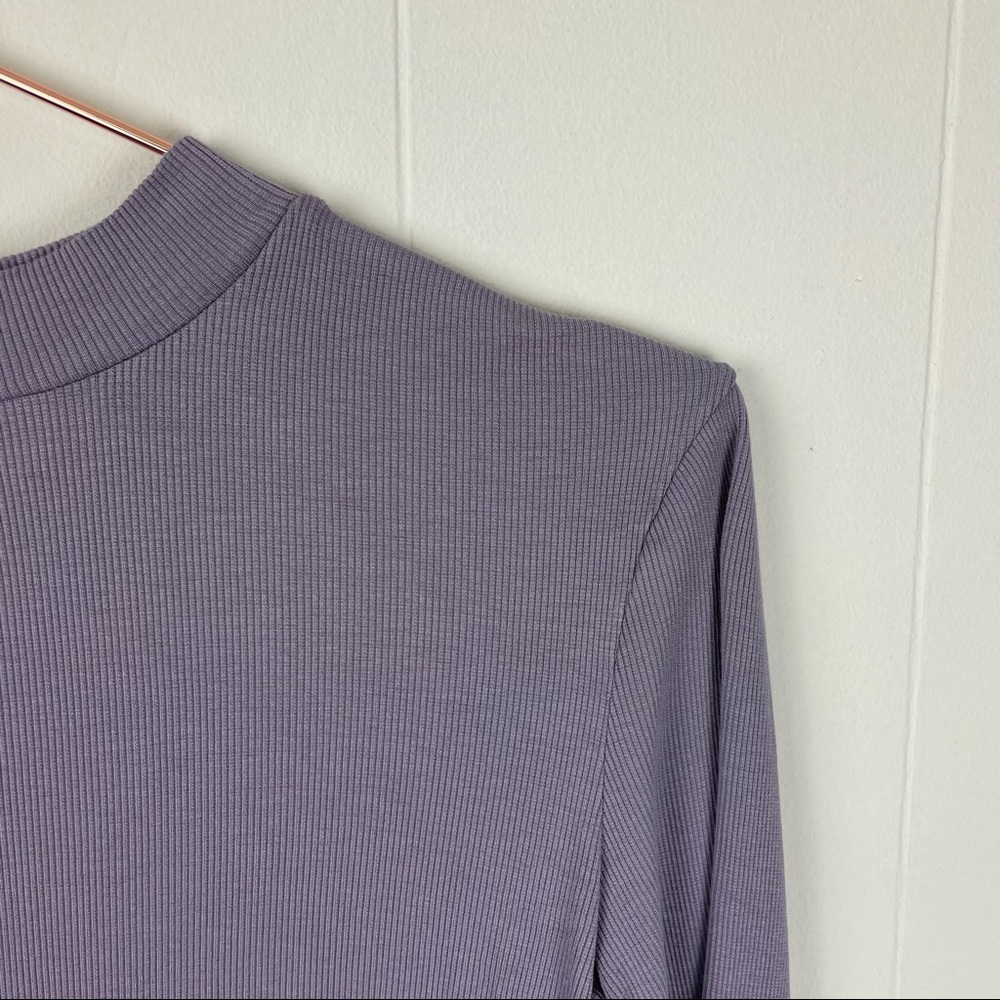 H&M DIVIDED Lilac Ribbed Mockneck Long Sleeve Crop Top - Picture 4 of 8